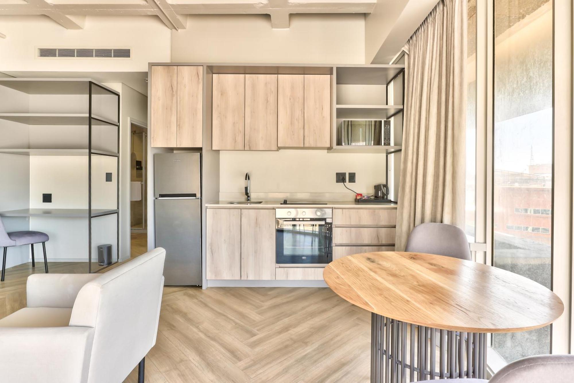 Wink Aparthotel One Thibault Kaapstad Buitenkant foto